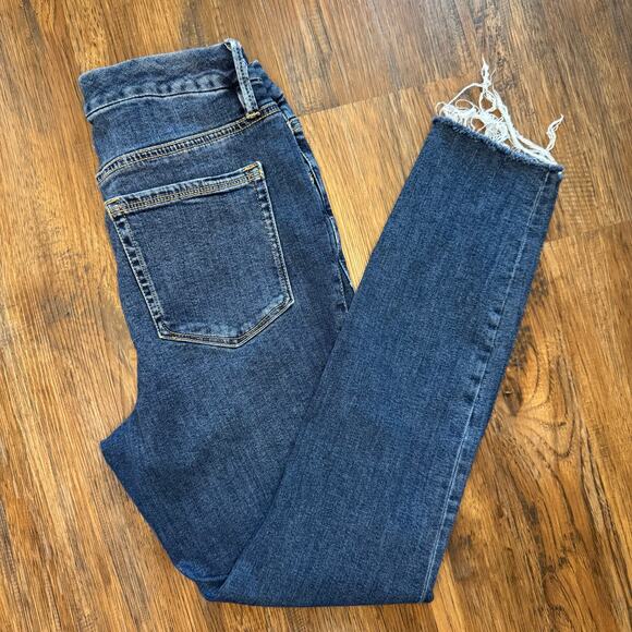 Good American Good Legs size 10 / 30 dark wash GLCRH873T Raw hem skinny ankle - Picture 1 of 9